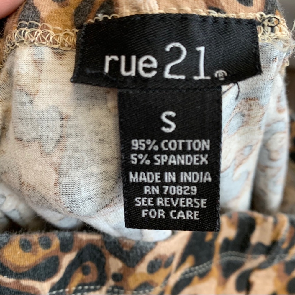 🌟5/$25  Rue21 Cheetah Print Leggings - Picture 4 of 4
